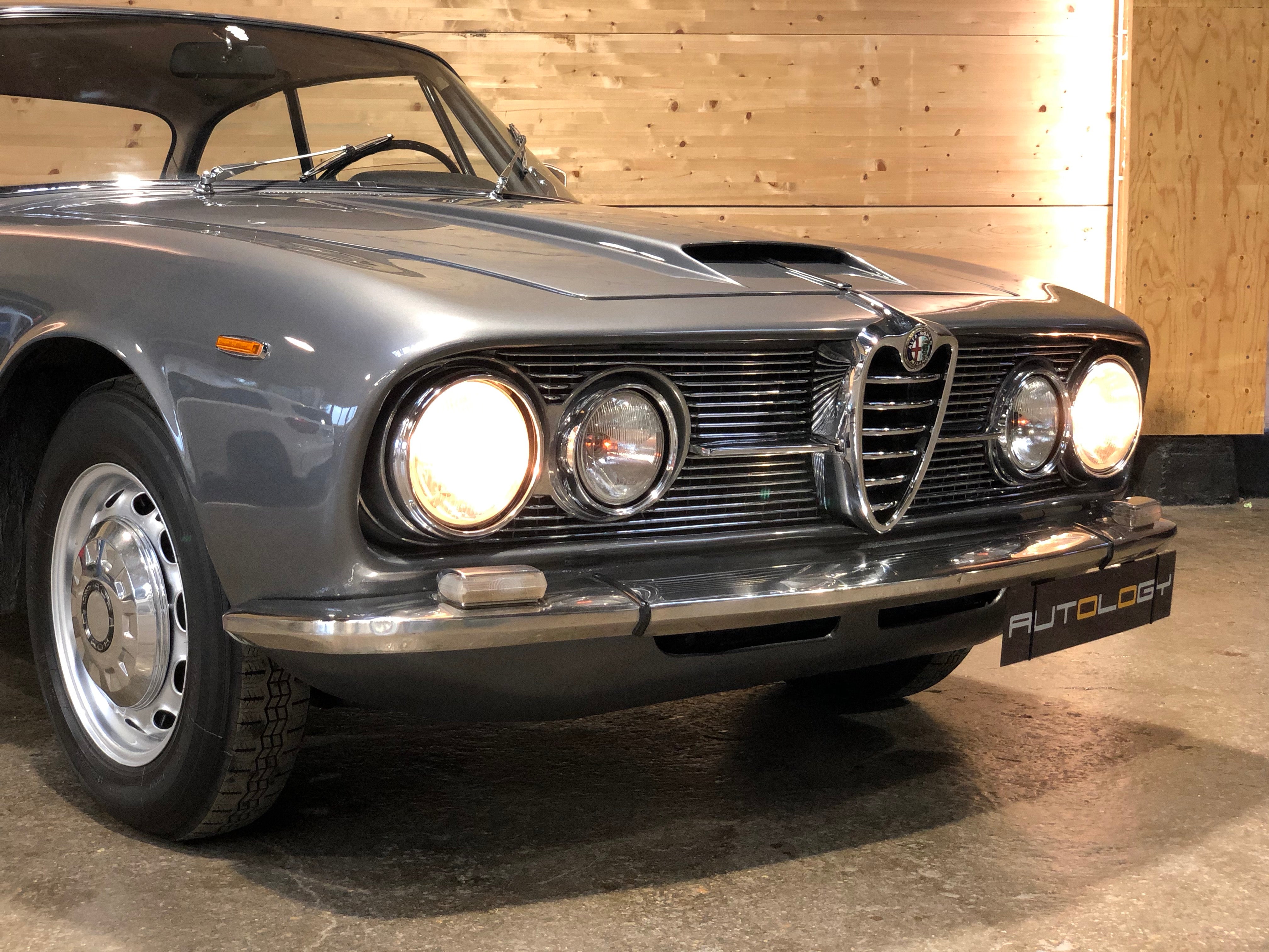 Alfa Romeo 2600 Sprint