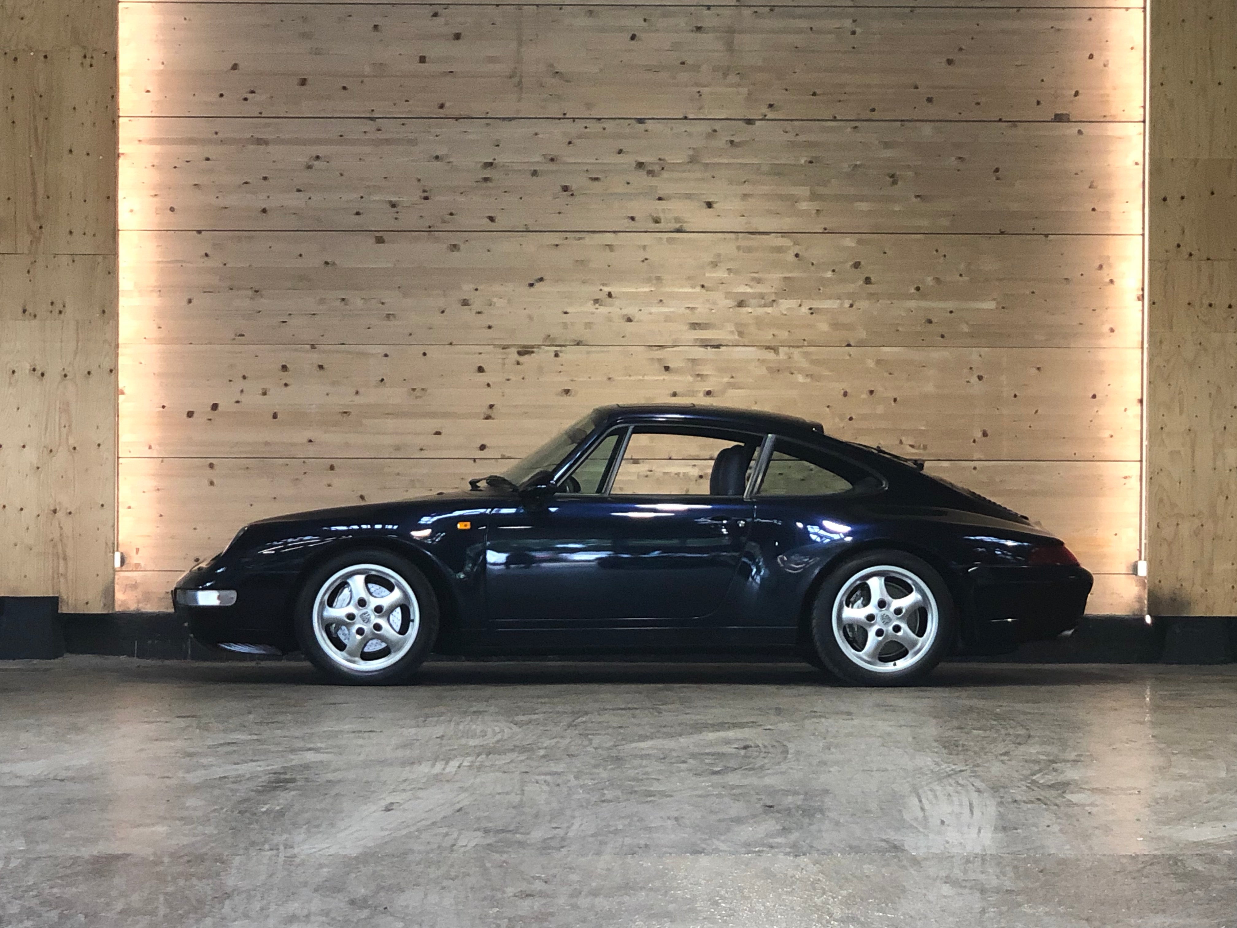 Porsche 993 Carrera 4 .... 13.500km!