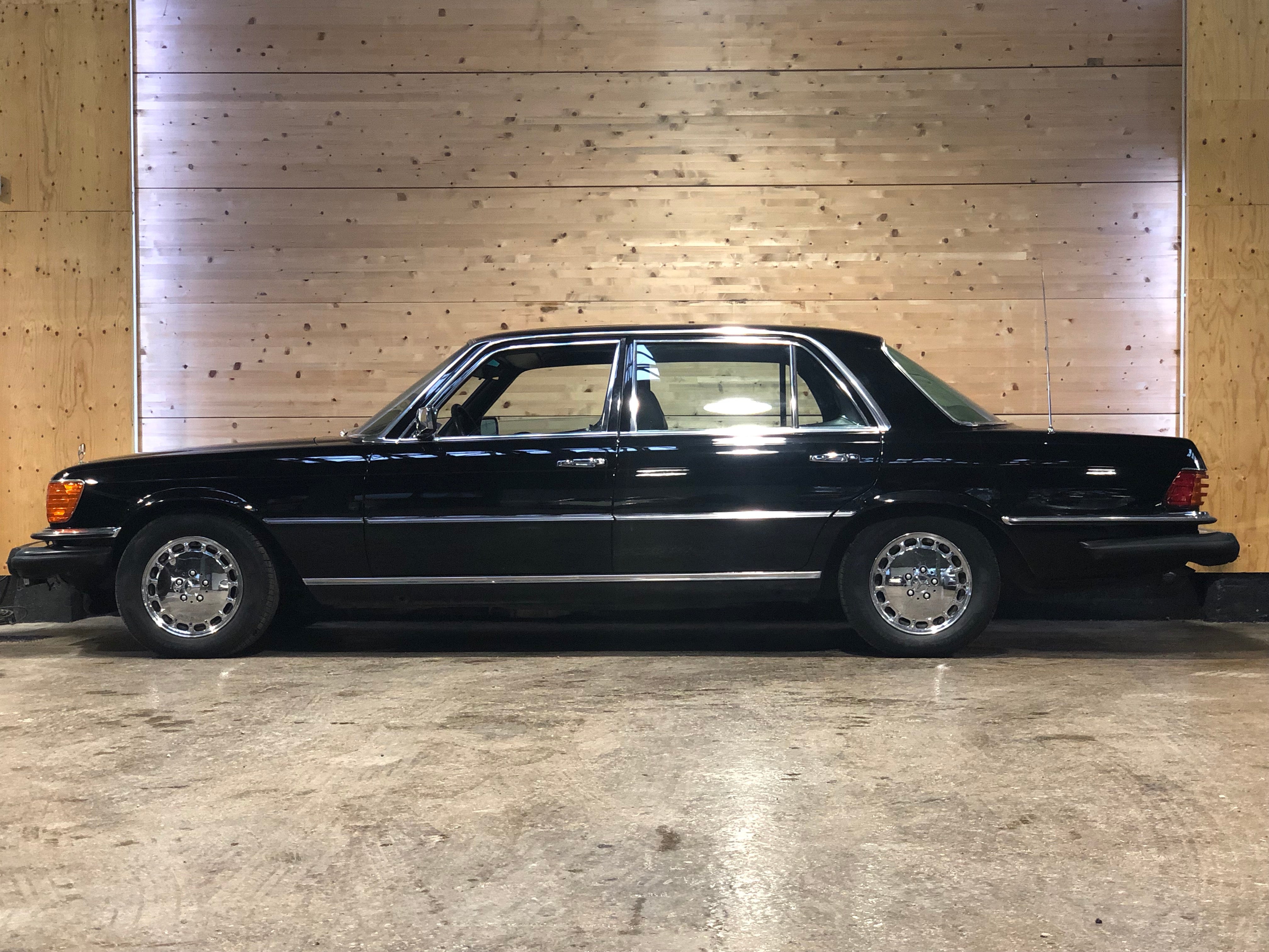 Mercedes 450 SEL 6.9