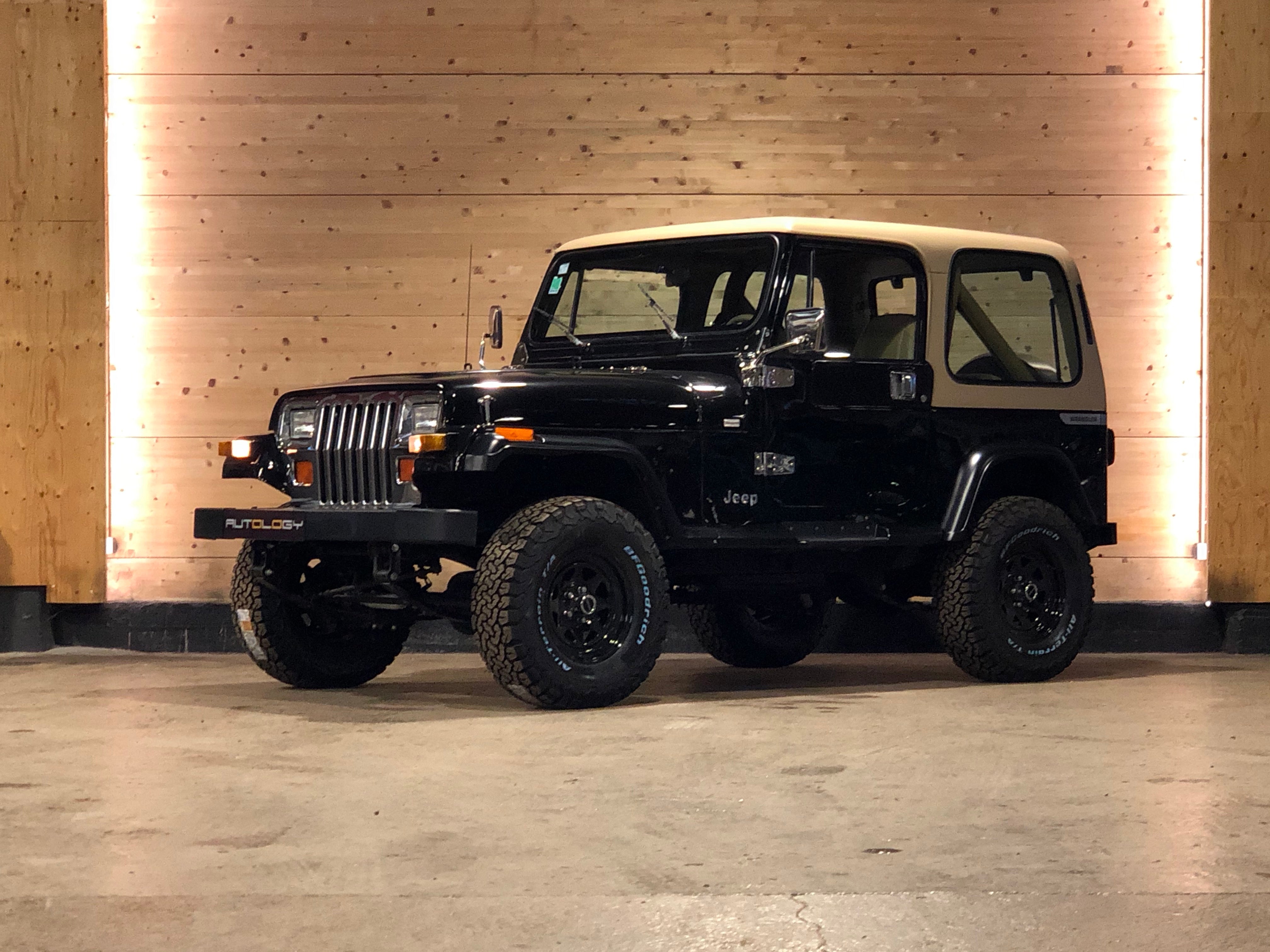 Jeep Wrangler YJ 2.5