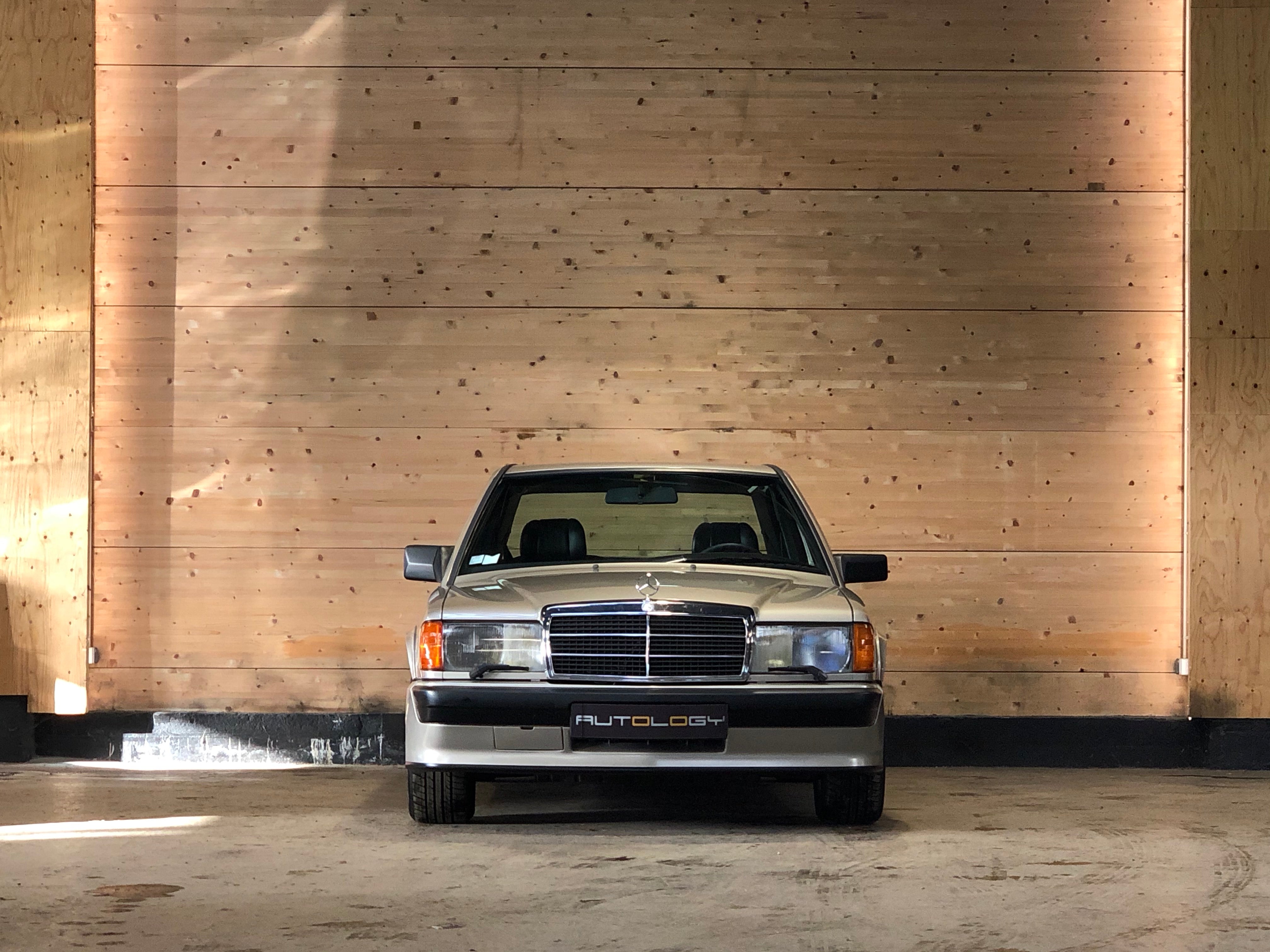 Mercedes 190 E 2.3-16